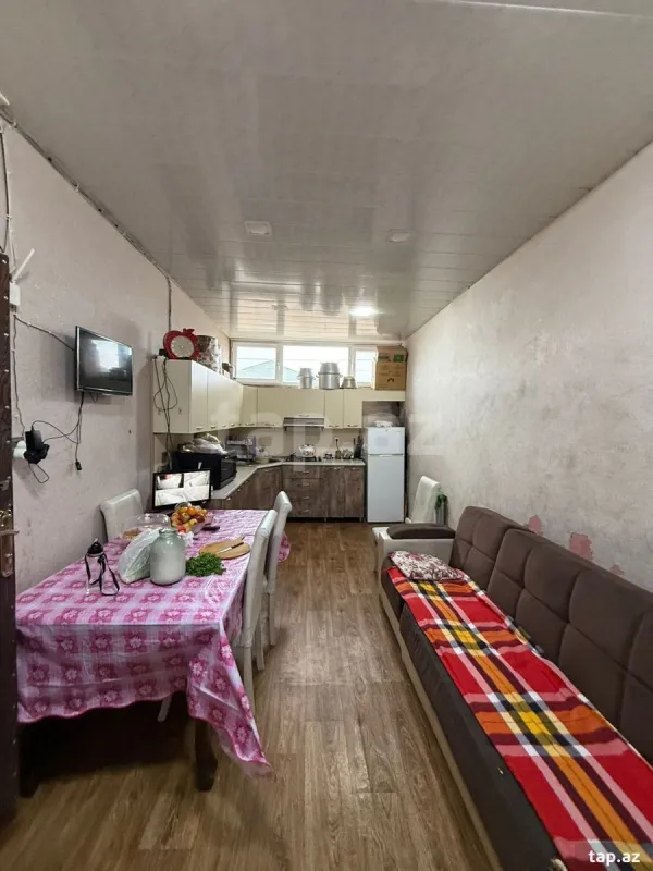 Satılır 5 otaqlı həyət evi