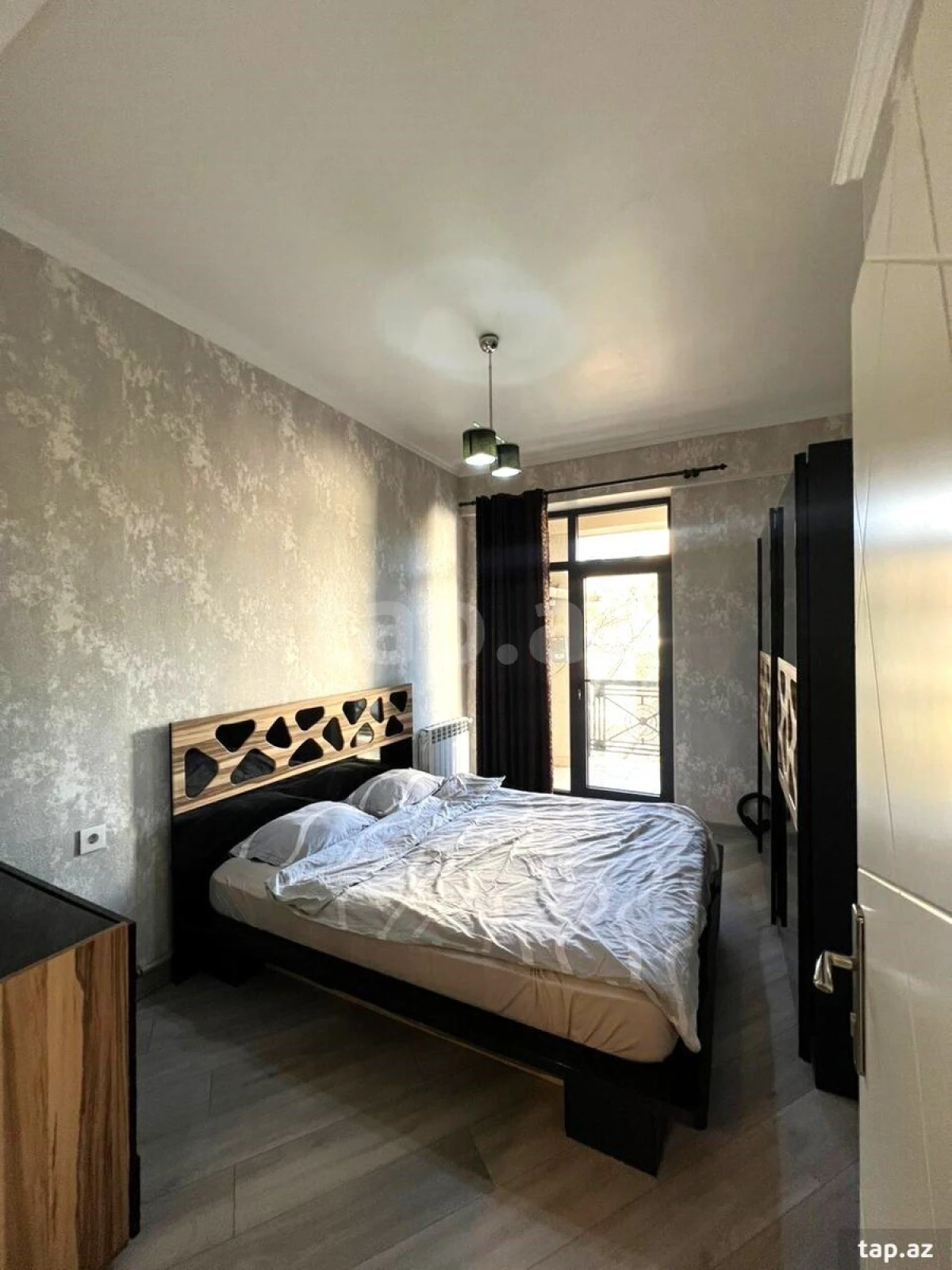 Satılır 2 otaqlı yeni tikili 65 m²