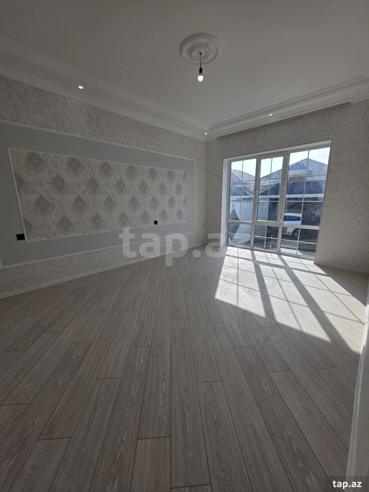 Satılır 4 otaqlı həyət evi