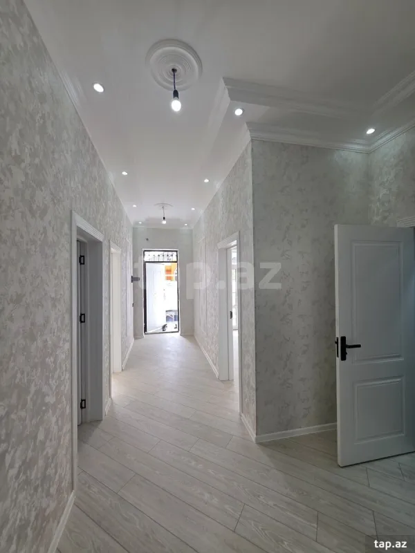 Satılır 4 otaqlı həyət evi