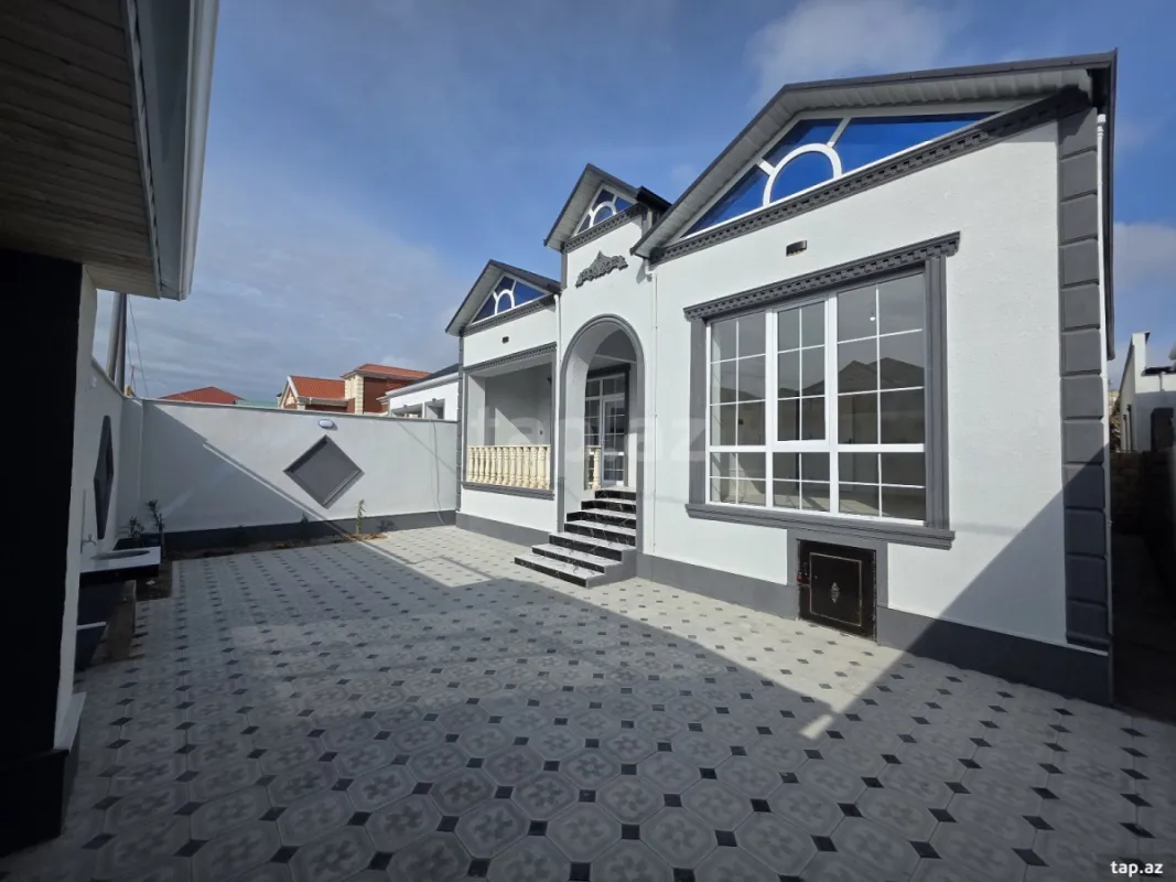 Satılır 4 otaqlı həyət evi