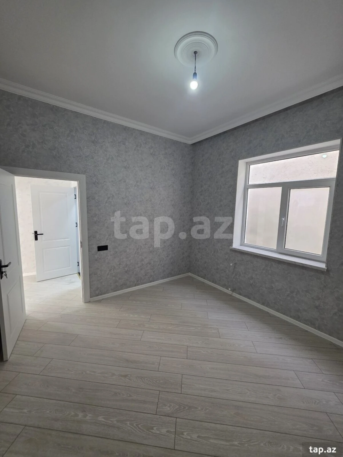 Satılır 4 otaqlı həyət evi