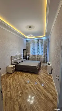 Kirayə verilir 4 otaqlı yeni tikili 200 m²