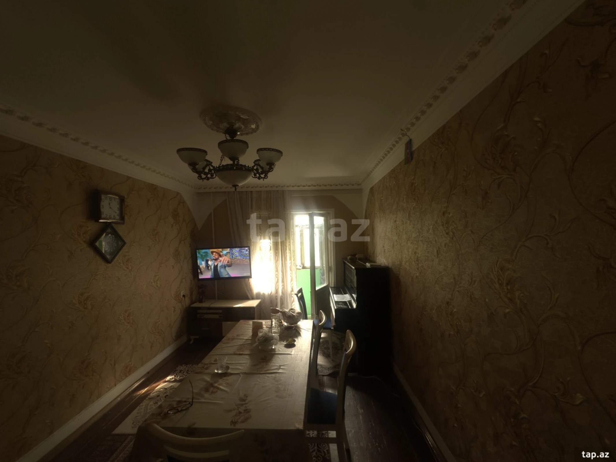 Satılır 5 otaqlı mənzil 121 m²