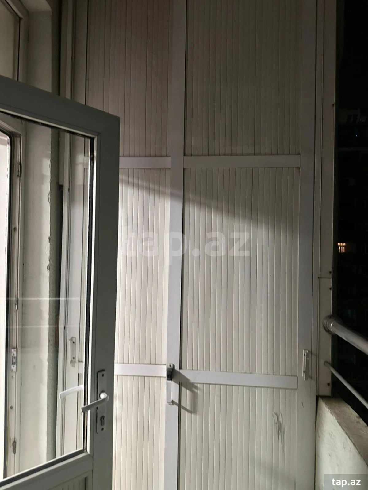 Kirayə verilir 2 otaqlı yeni tikili 100 m²