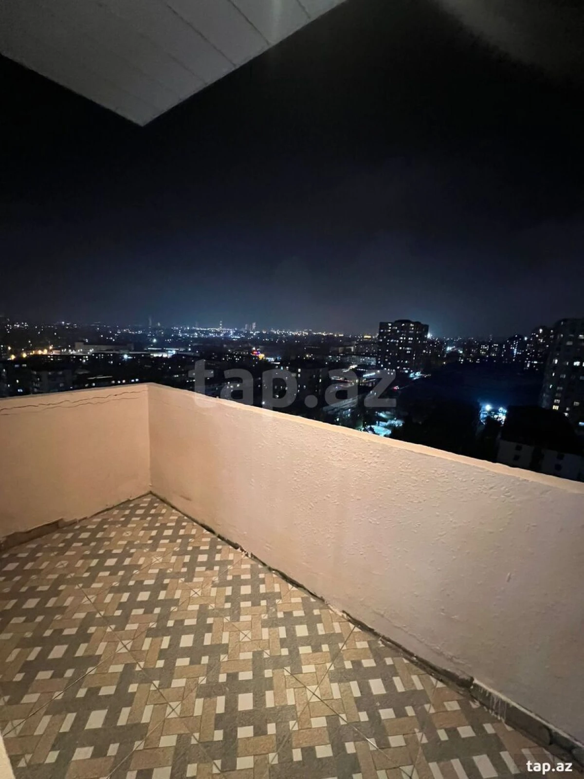 Kirayə verilir 2 otaqlı yeni tikili 100 m²