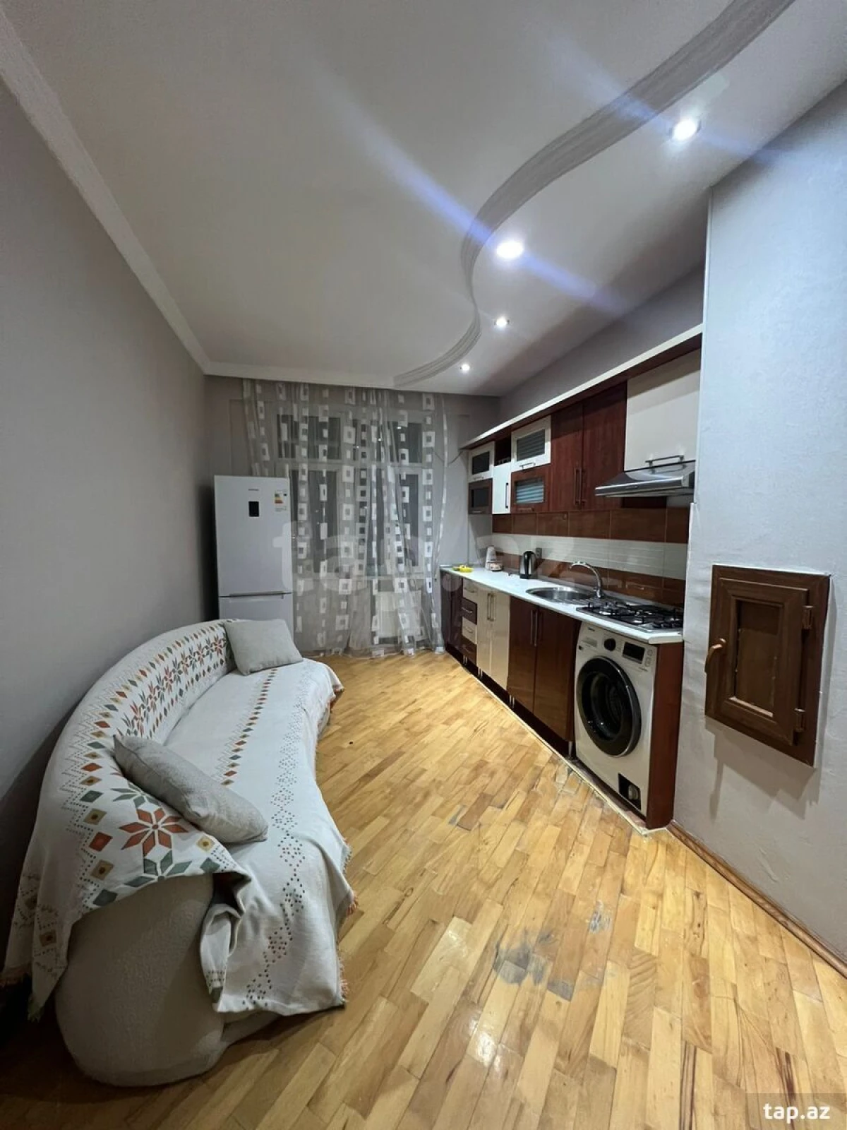 Kirayə verilir 2 otaqlı yeni tikili 100 m²