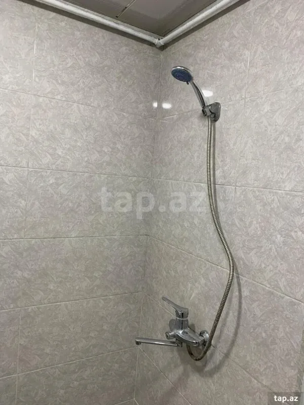 Kirayə verilir 2 otaqlı yeni tikili 52 m²