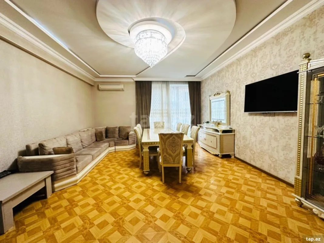 Satılır 3 otaqlı yeni tikili 165 m²