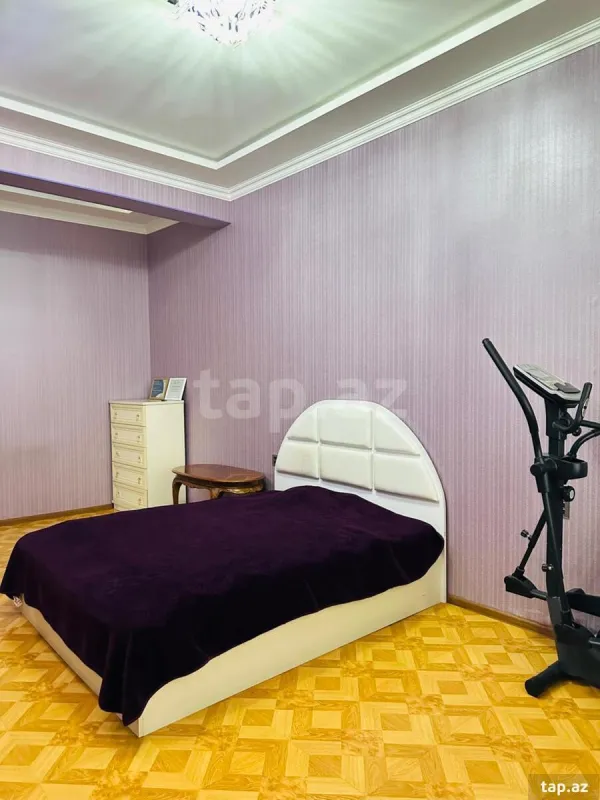 Satılır 3 otaqlı yeni tikili 165 m²