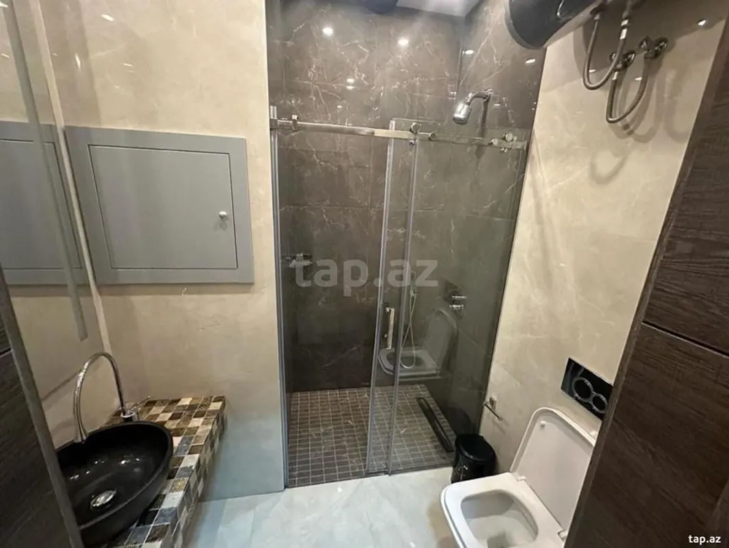 Kirayə verilir 2 otaqlı yeni tikili 70 m²