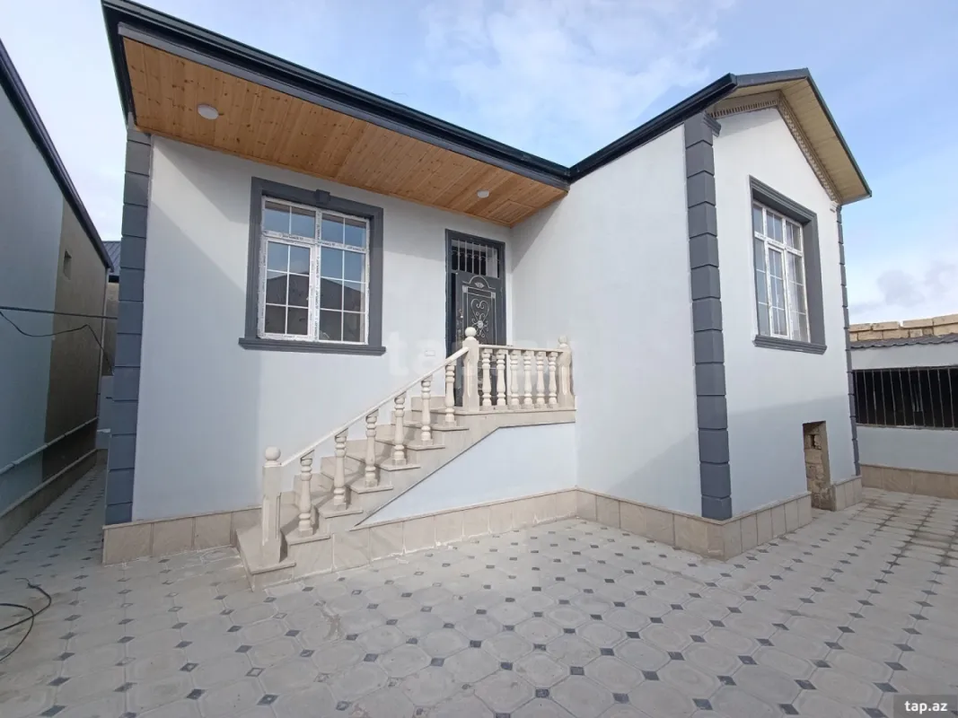 Satılır 3 otaqlı həyət evi