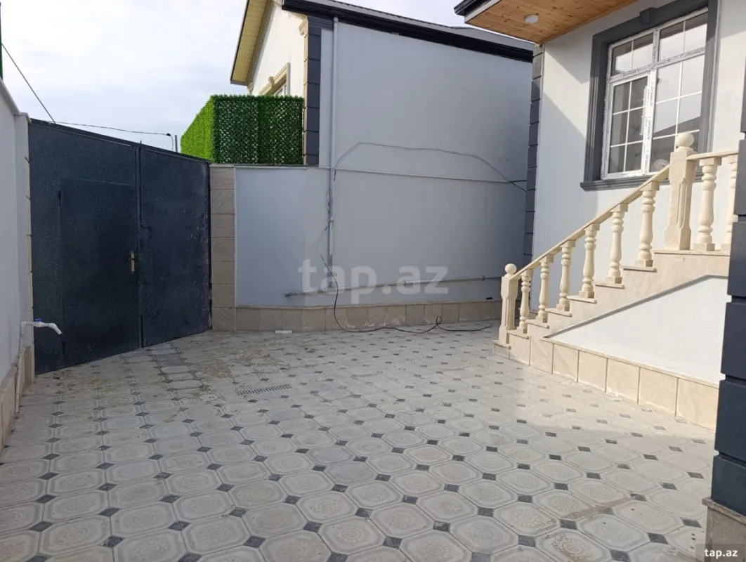 Satılır 3 otaqlı həyət evi