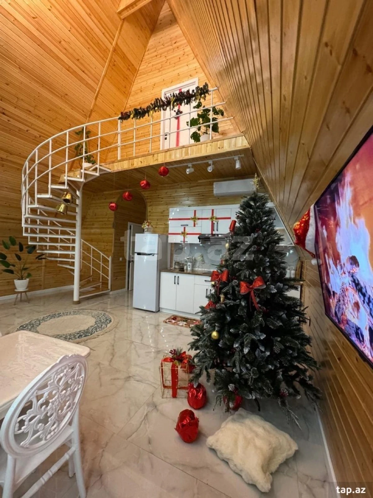 Kirayə verilir 2 otaqlı həyət evi