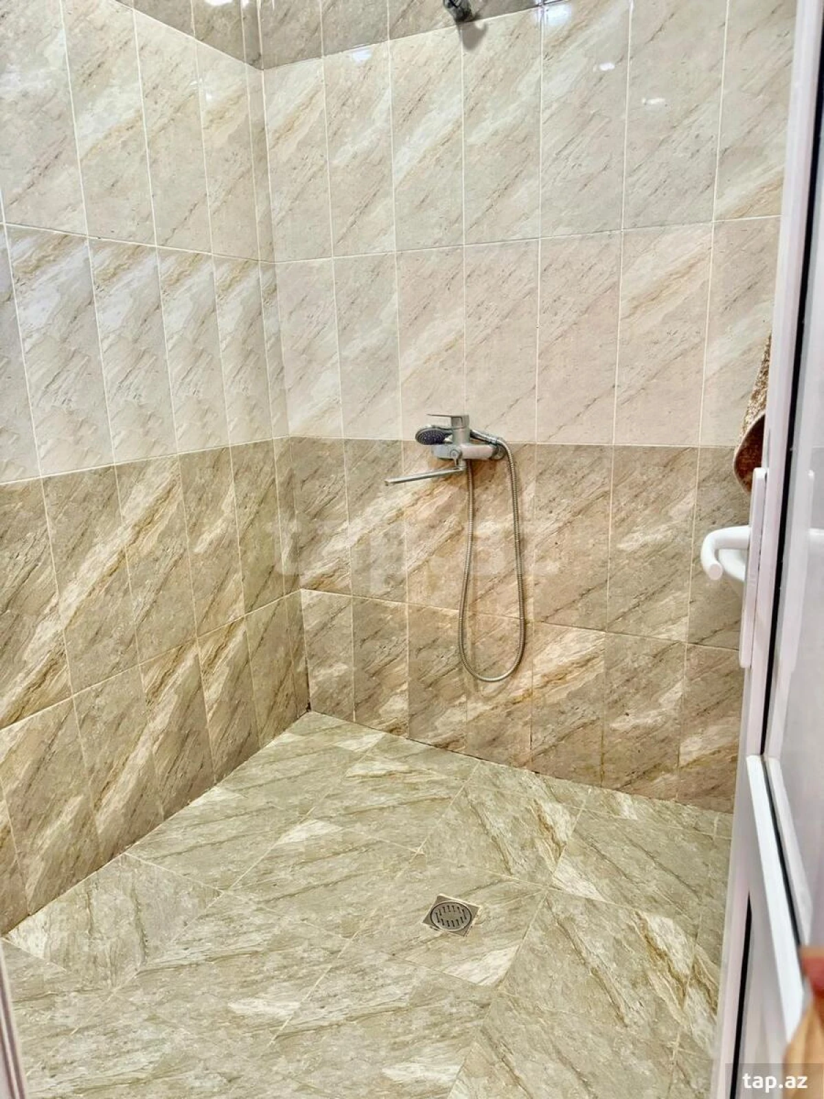 Kirayə verilir 3 otaqlı mənzil 85 m²