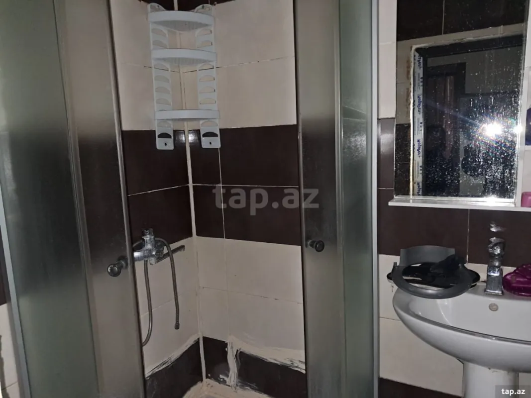 Kirayə verilir 1 otaqlı yeni tikili 43 m²