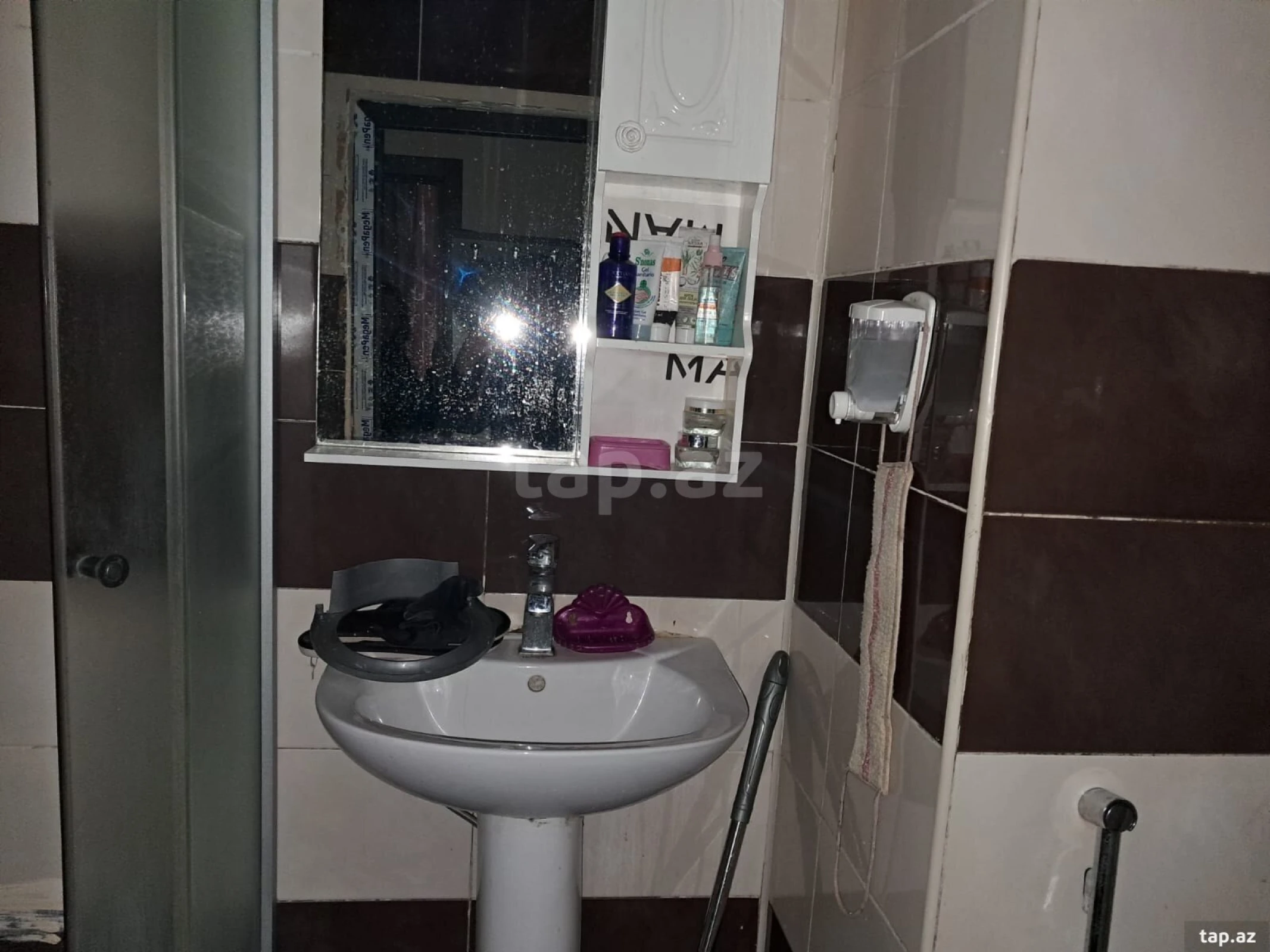 Kirayə verilir 1 otaqlı yeni tikili 43 m²