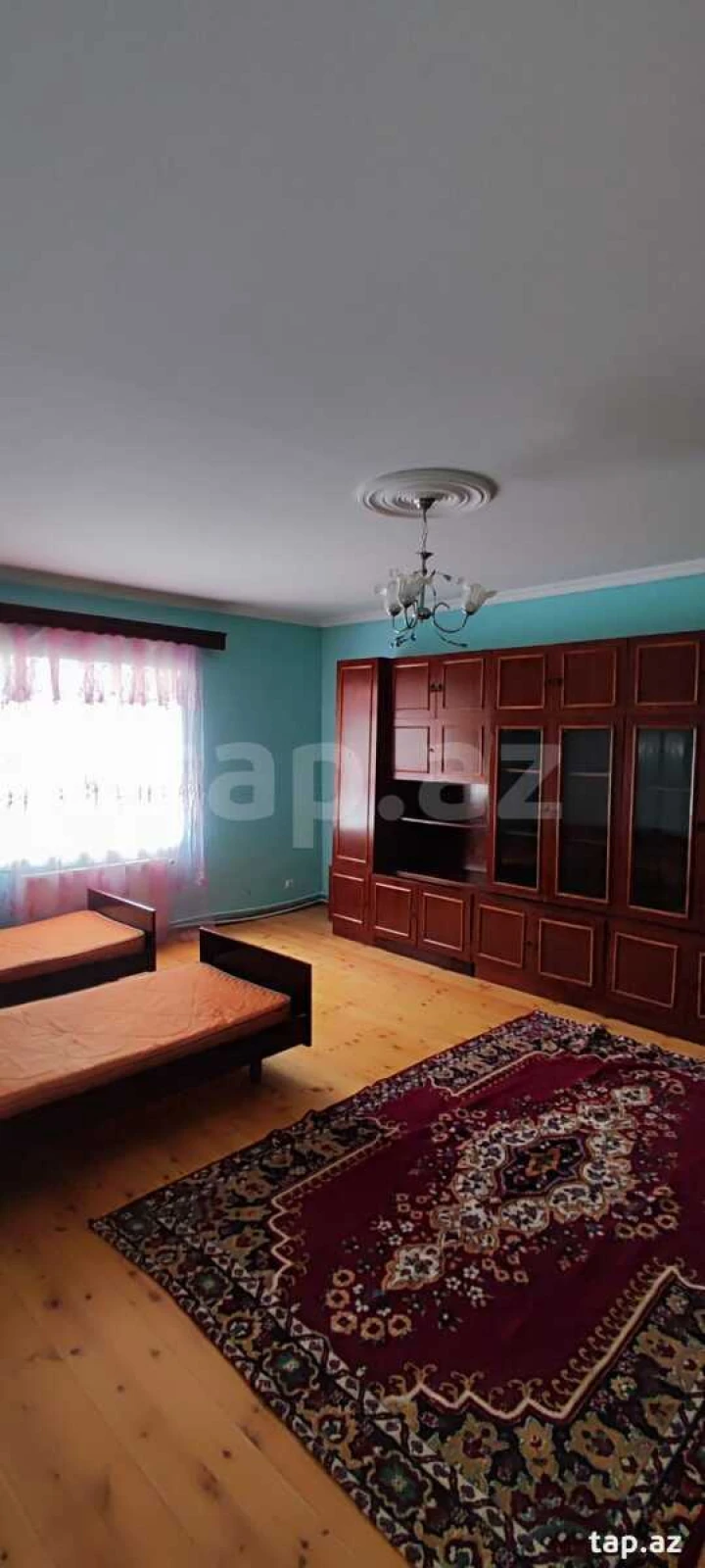 Kirayə verilir 3 otaqlı həyət evi