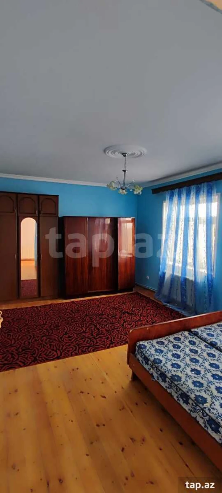 Kirayə verilir 3 otaqlı həyət evi