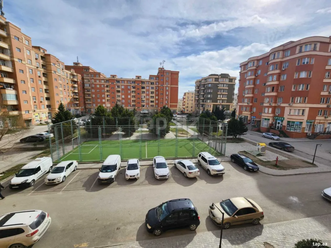 Satılır 3 otaqlı yeni tikili 90 m²