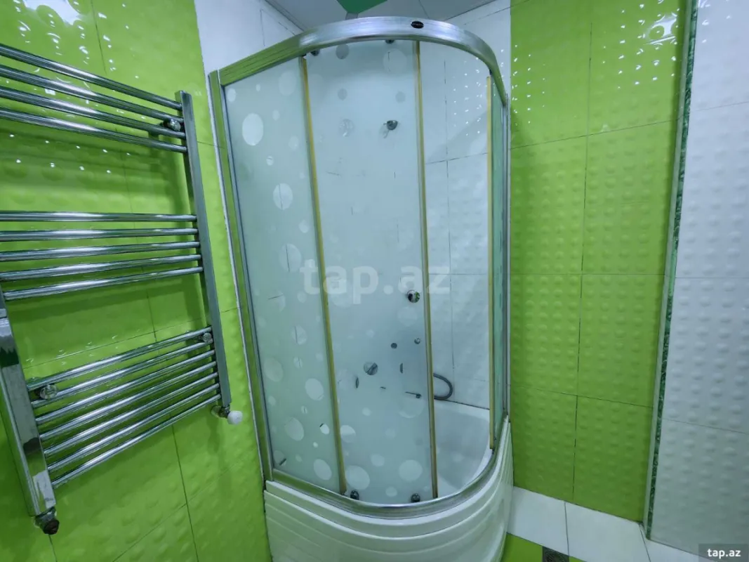 Satılır 3 otaqlı yeni tikili 90 m²