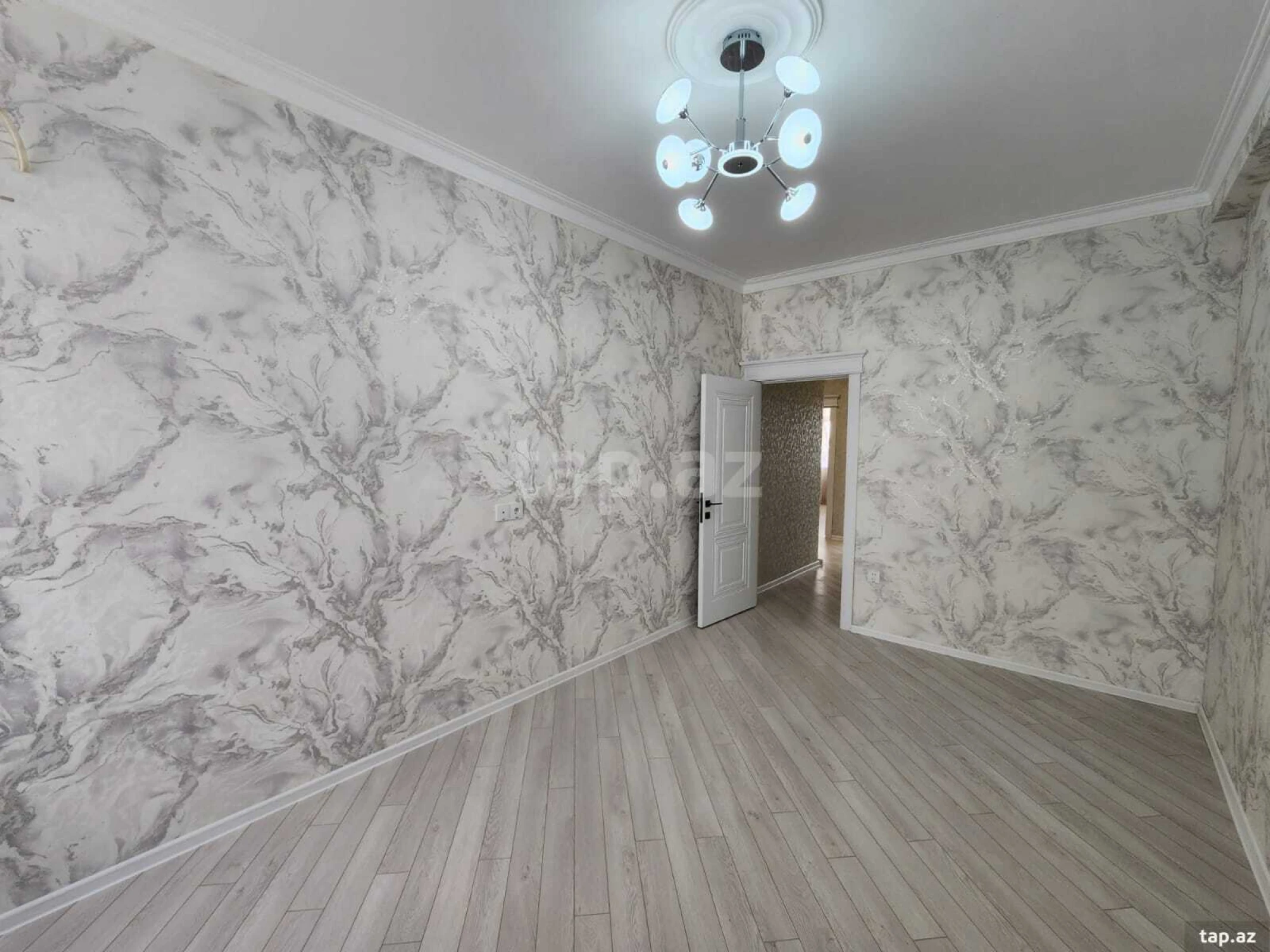 Satılır 3 otaqlı yeni tikili 90 m²