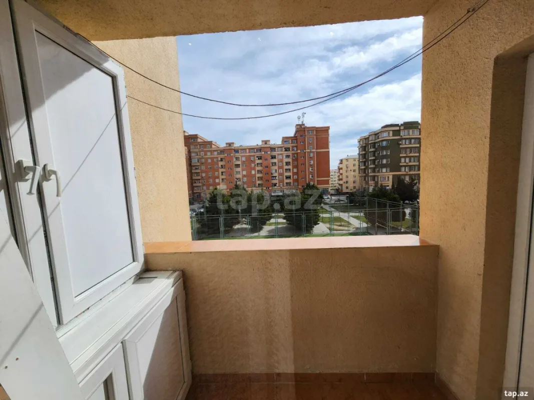 Satılır 3 otaqlı yeni tikili 90 m²