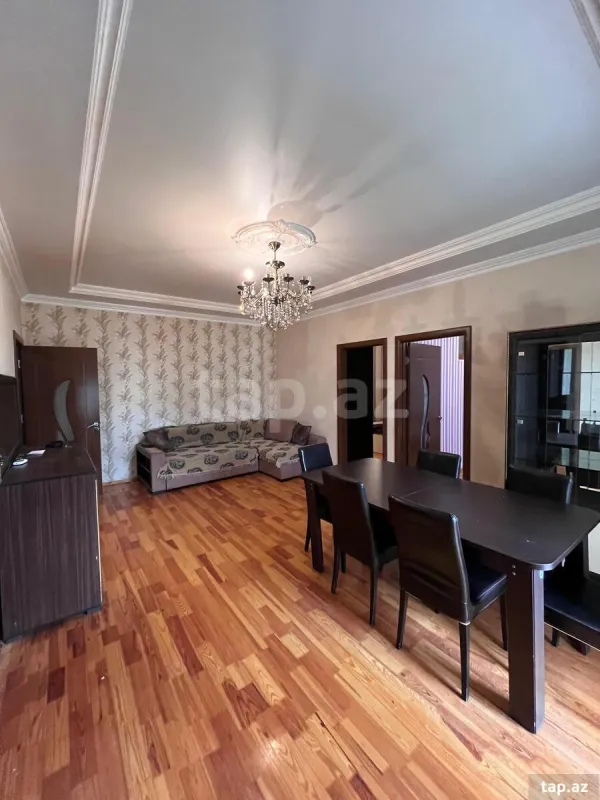 Satılır 3 otaqlı yeni tikili 74 m²