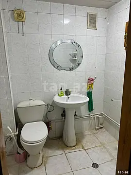 Kirayə verilir 2 otaqlı mənzil 68 m²