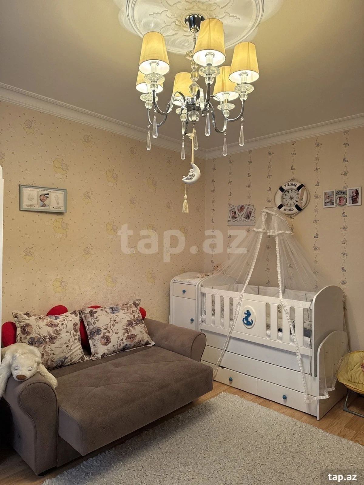 Satılır 4 otaqlı mənzil 113 m²
