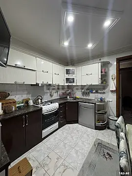 Satılır 4 otaqlı mənzil 113 m²