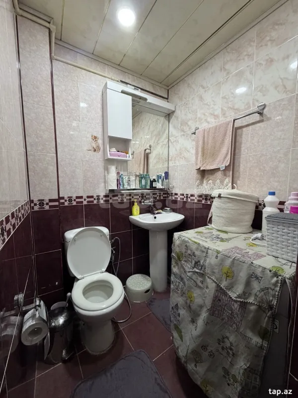 Satılır 4 otaqlı mənzil 113 m²