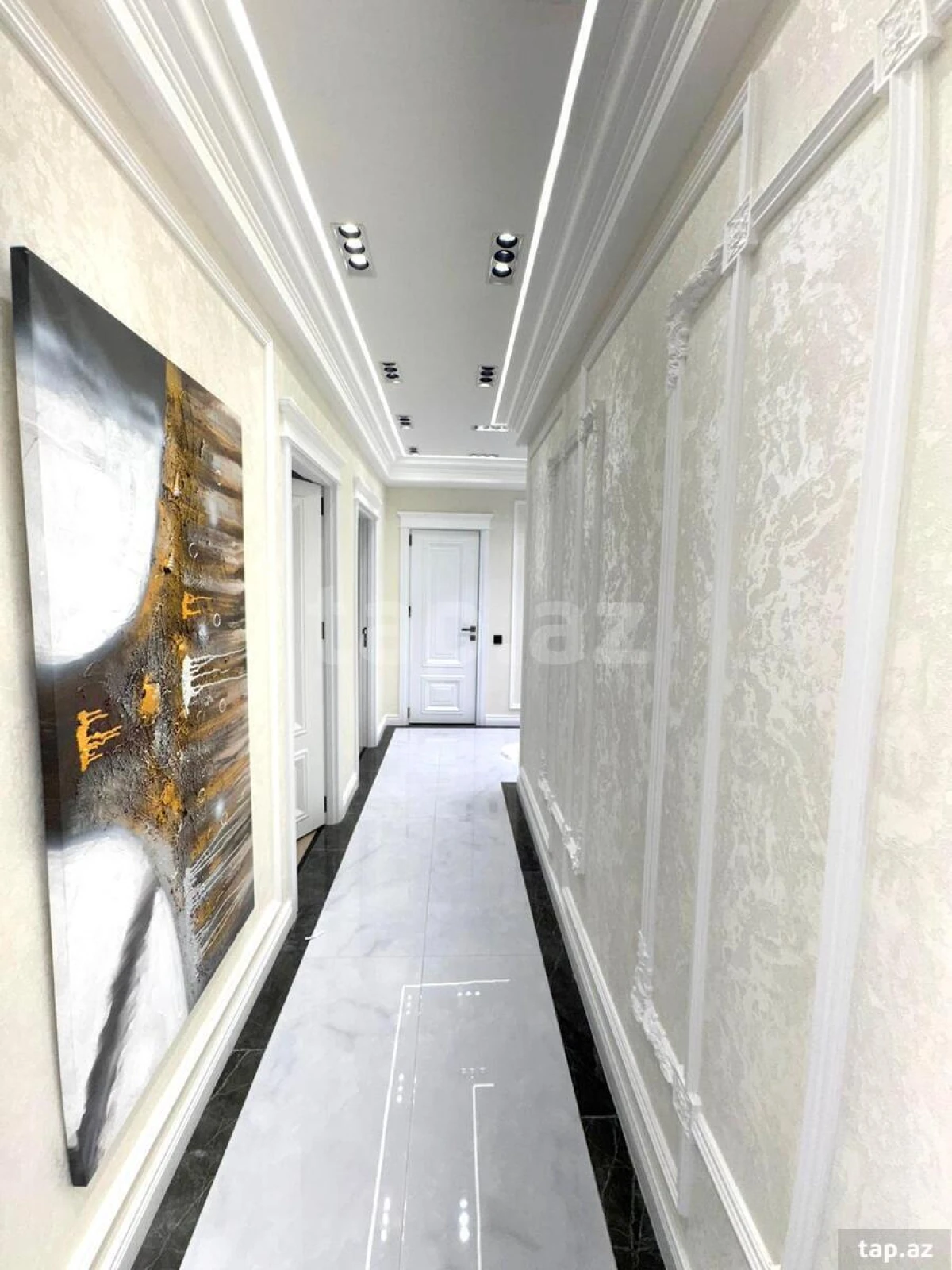 Satılır 3 otaqlı yeni tikili 109 m²