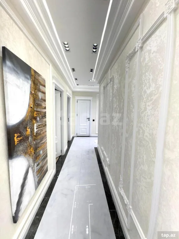 Satılır 3 otaqlı yeni tikili 109 m²