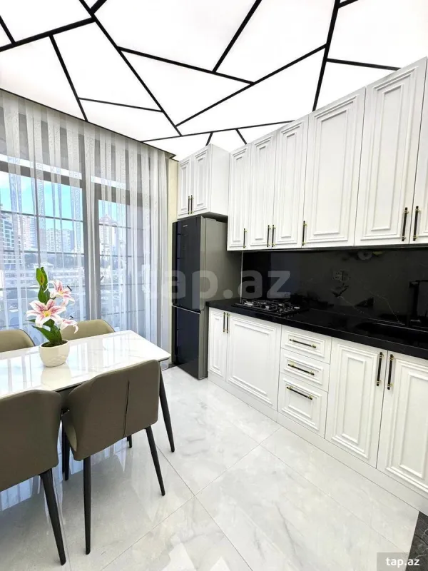 Satılır 3 otaqlı yeni tikili 109 m²