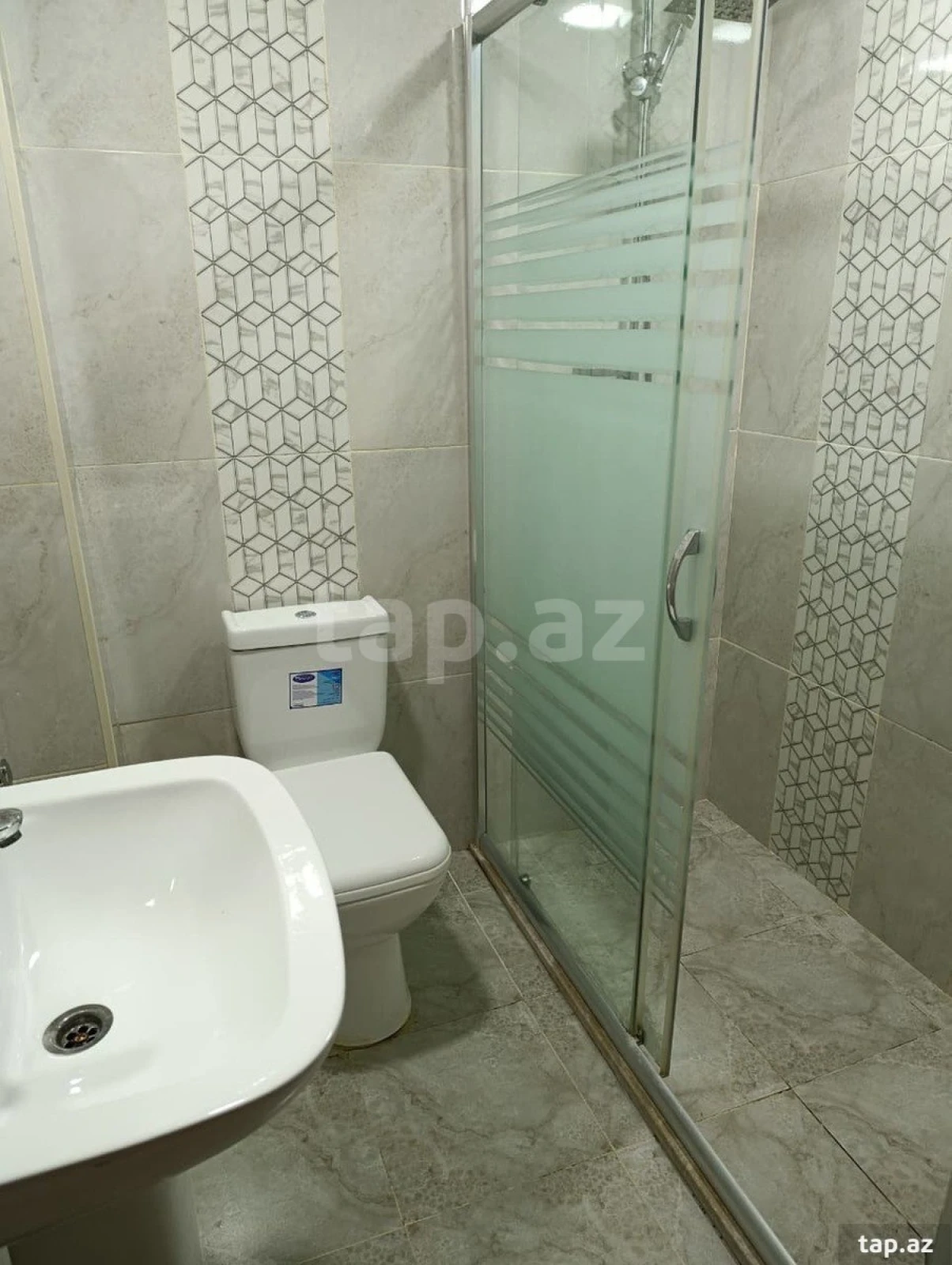 Kirayə verilir 3 otaqlı mənzil 65 m²