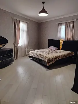 Satılır 4 otaqlı həyət evi