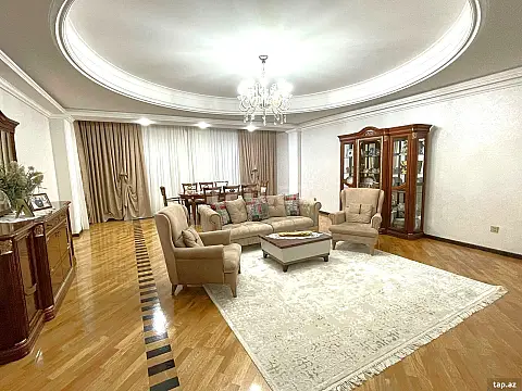 Satılır 4 otaqlı yeni tikili 235 m² — Bakı, Nəsimi 4 otaq 235.00 m²