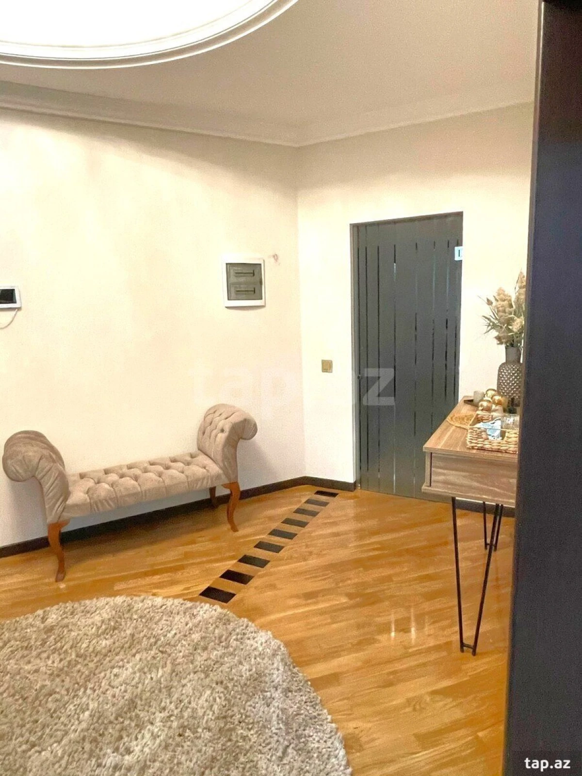 Satılır 4 otaqlı yeni tikili 235 m²