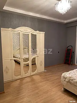 Kirayə verilir 2 otaqlı yeni tikili 80 m²