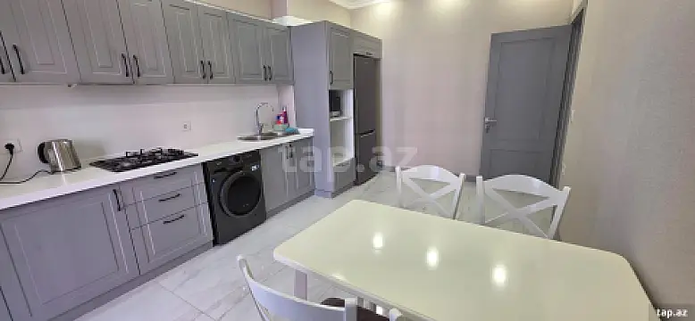 Kirayə verilir 2 otaqlı yeni tikili 90 m²