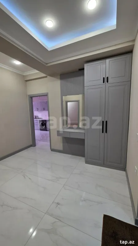 Kirayə verilir 2 otaqlı yeni tikili 90 m²