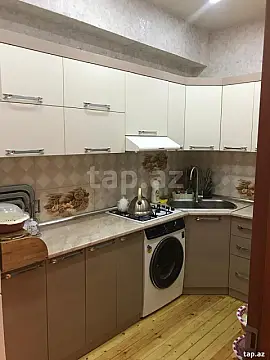 Satılır 2 otaqlı yeni tikili 76 m²