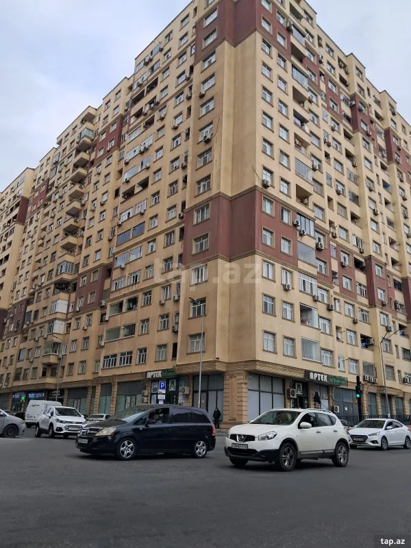 Satılır 2 otaqlı yeni tikili 76 m²
