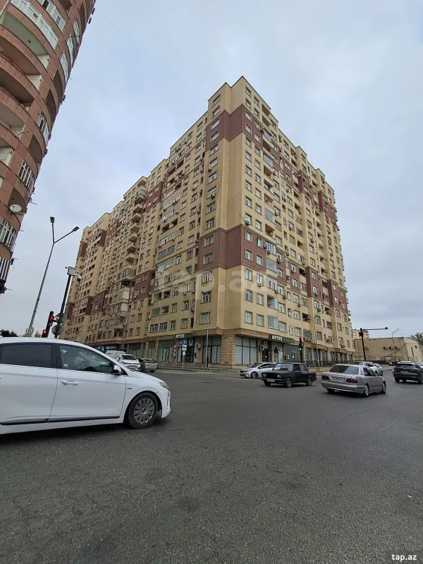 Satılır 2 otaqlı yeni tikili 76 m²