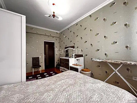 Satılır 2 otaqlı yeni tikili 91 m²