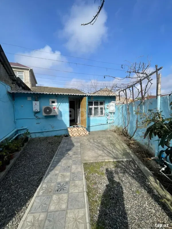 Satılır 4 otaqlı həyət evi 90 m²