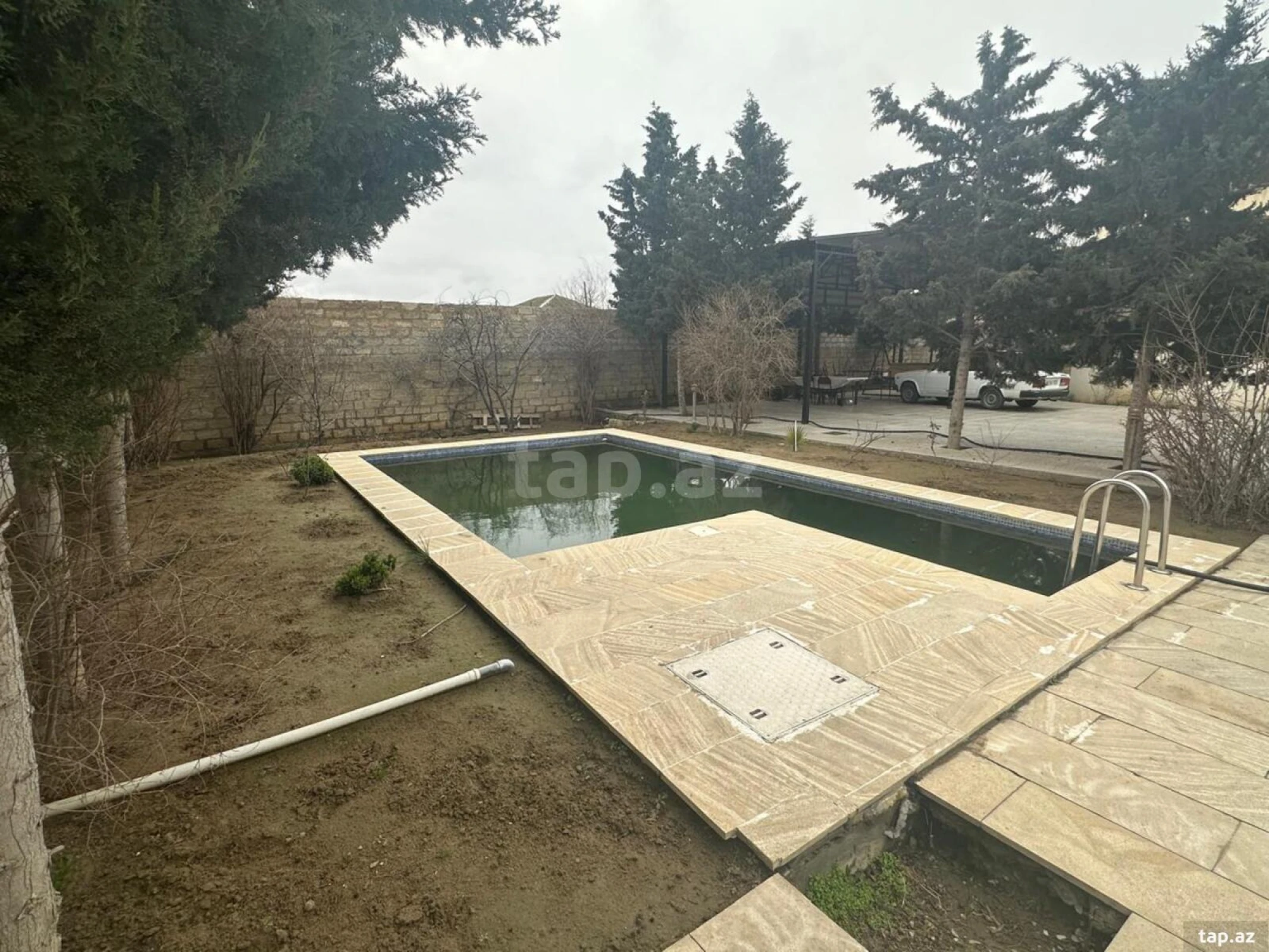 Kirayə verilir 6 otaqlı həyət evi