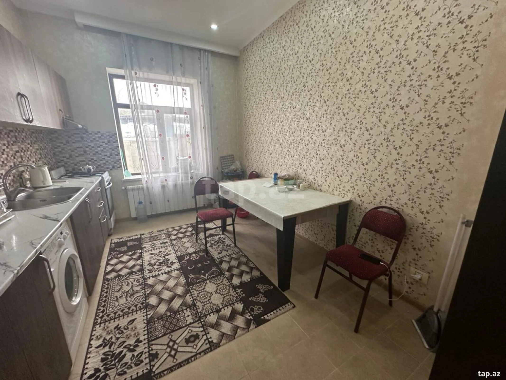 Kirayə verilir 6 otaqlı həyət evi