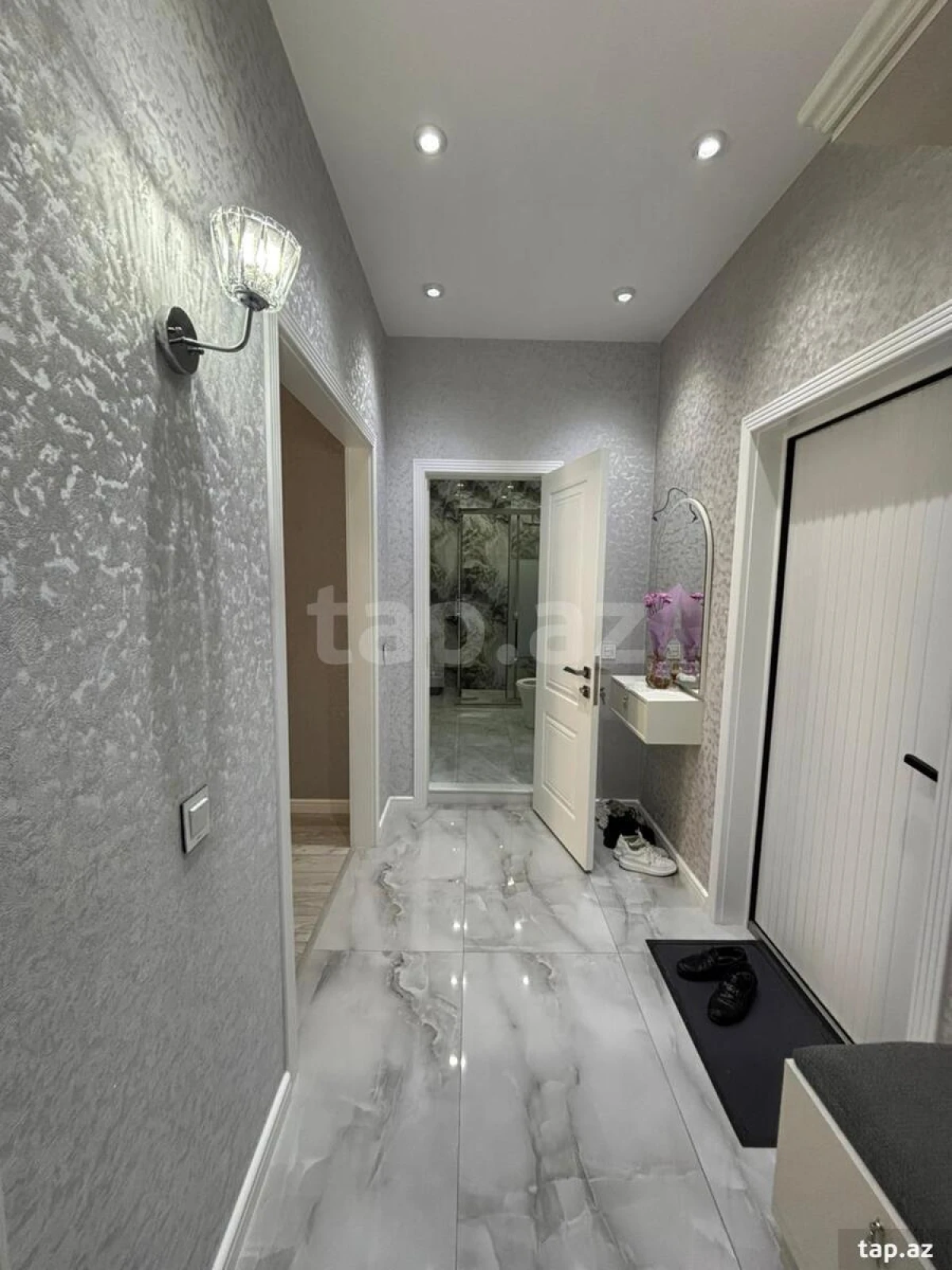 Kirayə verilir 3 otaqlı yeni tikili 70 m²